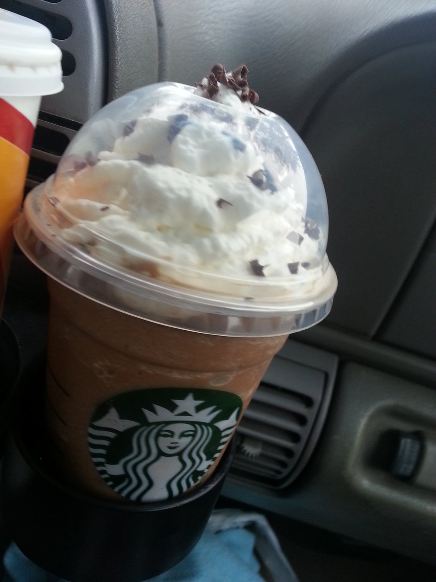 AshlynCaylen's tweet image. When @JoelEnloe takes you 2 multiple places 4 lunch &amp;amp; it takes 1 hour &amp;amp; 30 min. 11-15-15 #spoiled #5stop @Starbucks