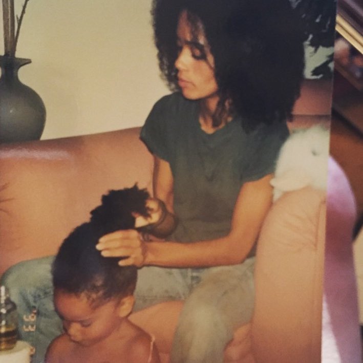 Happy birthday to my mom Lisa Bonet! 