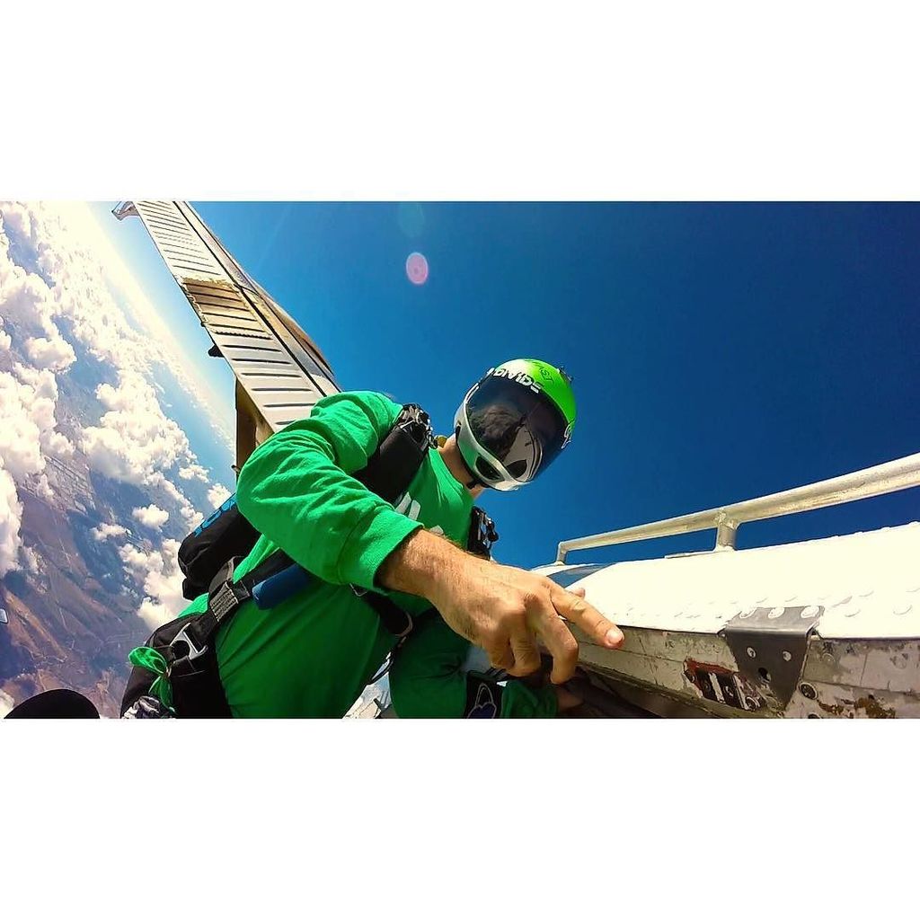 SkydiveSD's tweet photo. #yourdivide #jointheteem #besomebody #flyfastcommunity #skydive #skydiving #skydiver #parachute #freefly #falling #… https://t.co/nbXhtZGch8