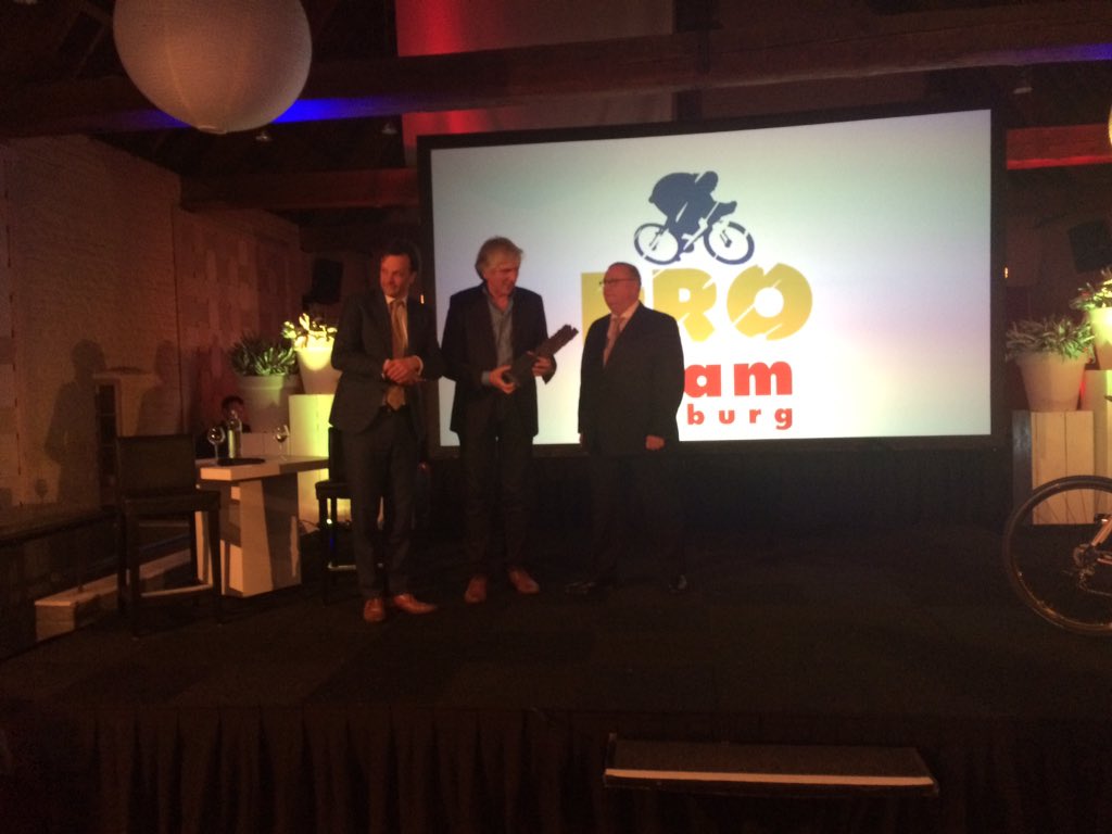 Felix Meurders ontvangt de Linburg Award 2015