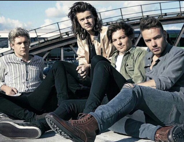 idiotItsme's tweet photo. I want to win DM solo with 5/4 1D by @makes_youhappy #makesyouhappydm1D goal 60rt https://t.co/VhRXATaCdo https://t.co/9DD5M1TmFV