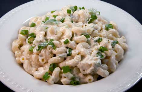 HendricksonsInc's tweet image. Some have said this is the best macaroni salad recipe ever &amp;amp; we have to agree! #Hendricksons goo.gl/6x0pKD