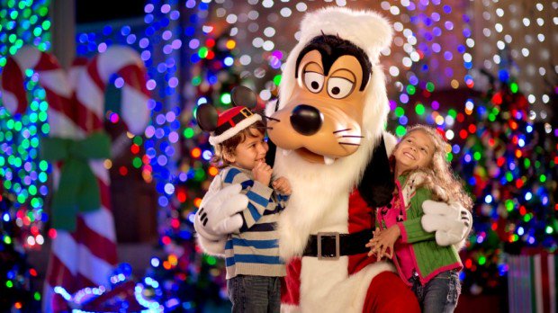 HardCoreDisney's tweet image. Everything that’s happening for the holidays at Walt Disney World ow.ly/37Y95l