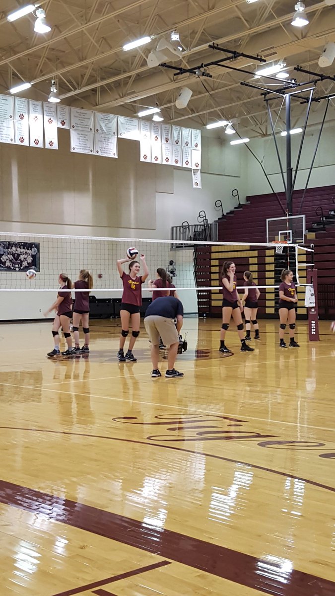 In Dripping Springs with <a href="/clifonfox7/">Clif Thornton</a> doing story on state bound volleyball team.