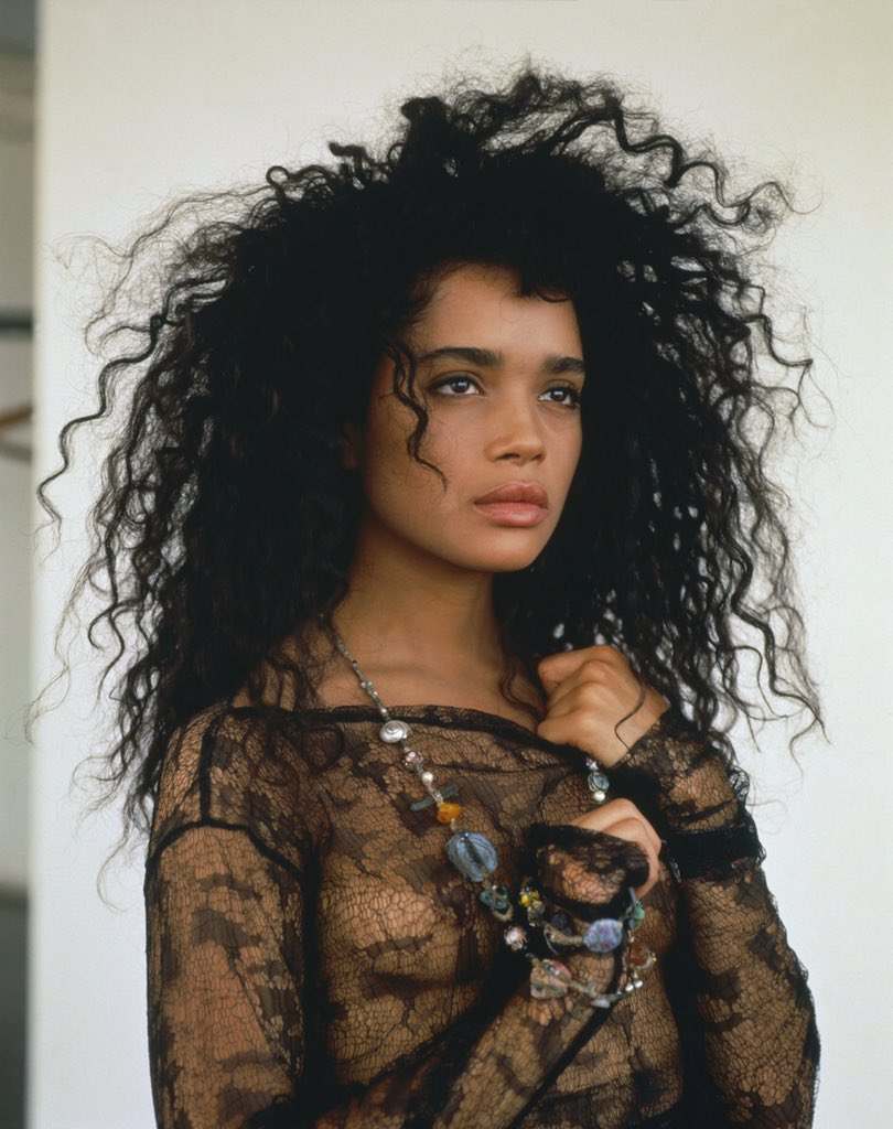 Happy 47th birthday to Lisa Bonet! Everyone\s favorite Huxtable..   