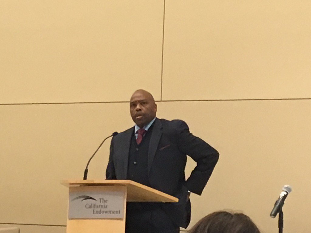 RobertGrindle1's tweet photo. LA Metro CEO Phil Washington kicks off LA County Council of Governments Forum #cogforum @LAPublicWorks https://t.co/ZFa4oqbdq3