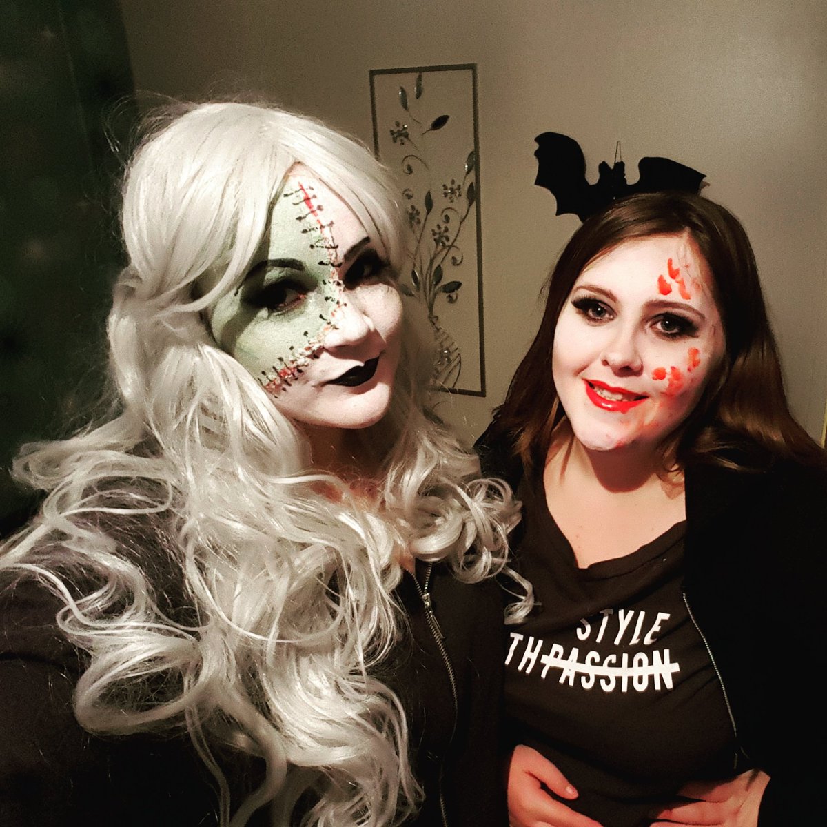 midgeglover's tweet photo. Halloween looks i created on halloween #makeupartist https://t.co/QPO4ATqZIg