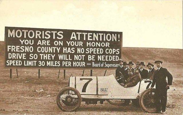 NotableHistory's tweet photo. 1920s Speed Limit Sign. https://t.co/6BwDKGzm8k