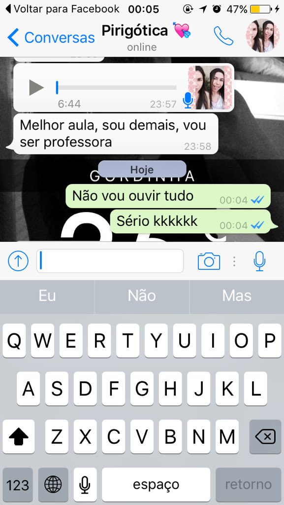kami_kaz1's tweet photo. Não sejam como ela e seus áudios intermináveis... @AraujoGab_ https://t.co/6HPvsqmGKU