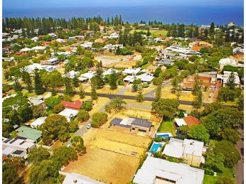 Social_Property's tweet photo. WA: Rise in #apartmentapprovals proof of confidene in #Perth market. @realestateview
https://t.co/EweoL0VeiP https://t.co/KIBTk93EHW