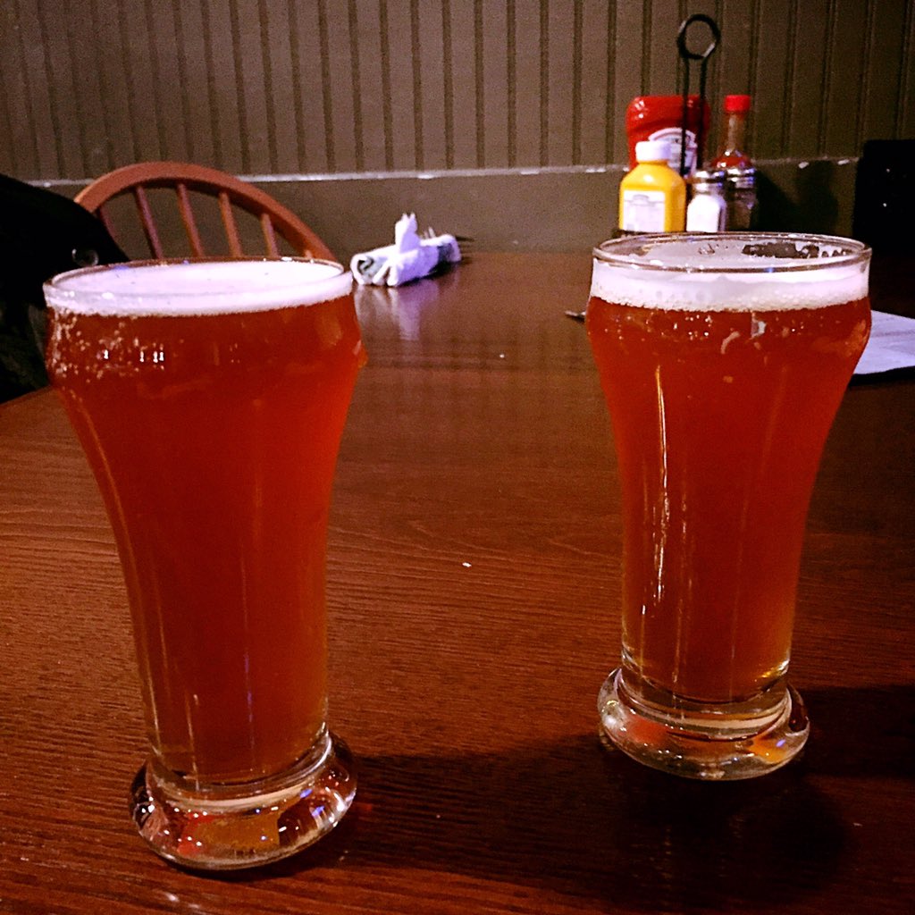 FollowCraftBeer's tweet photo. When @hopyardptown has @dogfishbeer #120ipa on tap you have to go!
#craftbeer #120minuteipa #dogfish https://t.co/2Fbni3VEVs