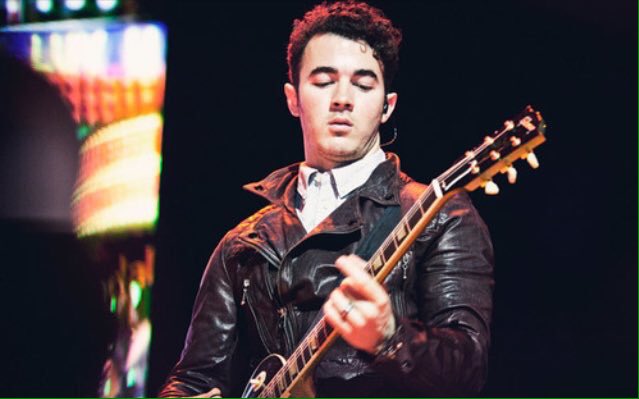 Happy Birthday Kevin Jonas 