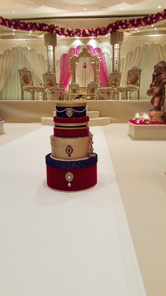 Bespoke_Designz's tweet photo. Fantastic wedding card boxes available to hire for your special event, contact us today, info@bespokedesignz.com https://t.co/w2BmPsGWnJ
