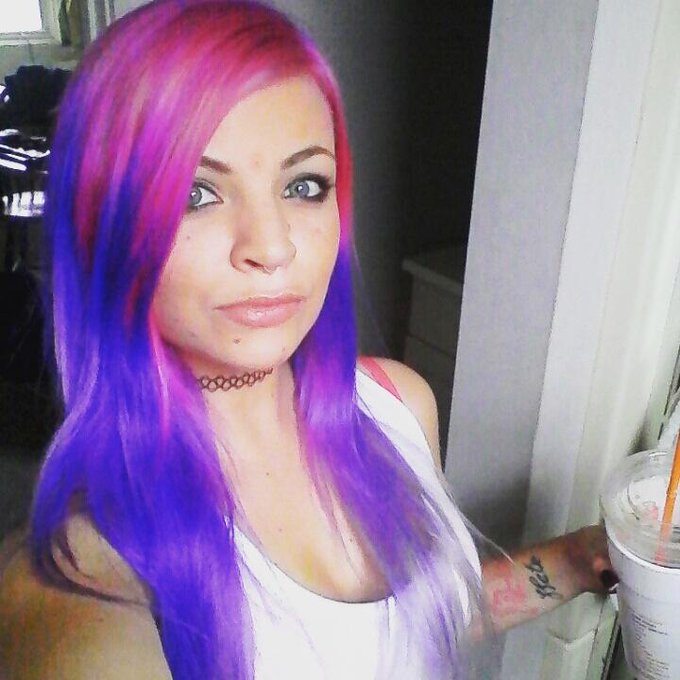 Crazy new sombre hair https://t.co/Prm8AbKK2K<a href="/tag/goodmorning"class="tags"><span>#goodmorning</span></a><a href="/tag/feet"class="tags"><span>#feet</span></a><a href="/tag/ass"class="tags"><span>#ass</span></a><a href="/tag/pussy"class="tags"><span>#pussy</span></a>