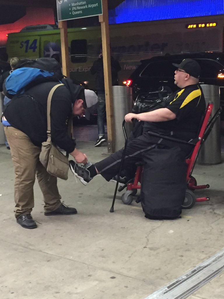 sternshow's tweet photo. You know you wanted to see @JoeyBoots tying @hperik1971's shoes. Thanks @shalomshuli! #blessed #whoshiggpitch https://t.co/U0GtkwBYdz