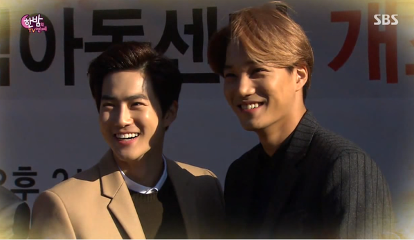 엑소 카이 머리 자른 오늘 공항사진 | 인스티즈