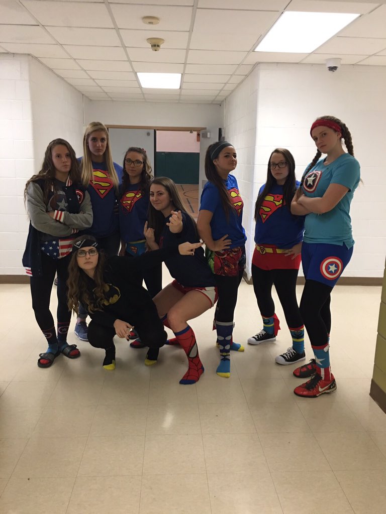 shannon_zych's tweet image. day 3: superhero day #sectionalsweek #beatthebucs 😉