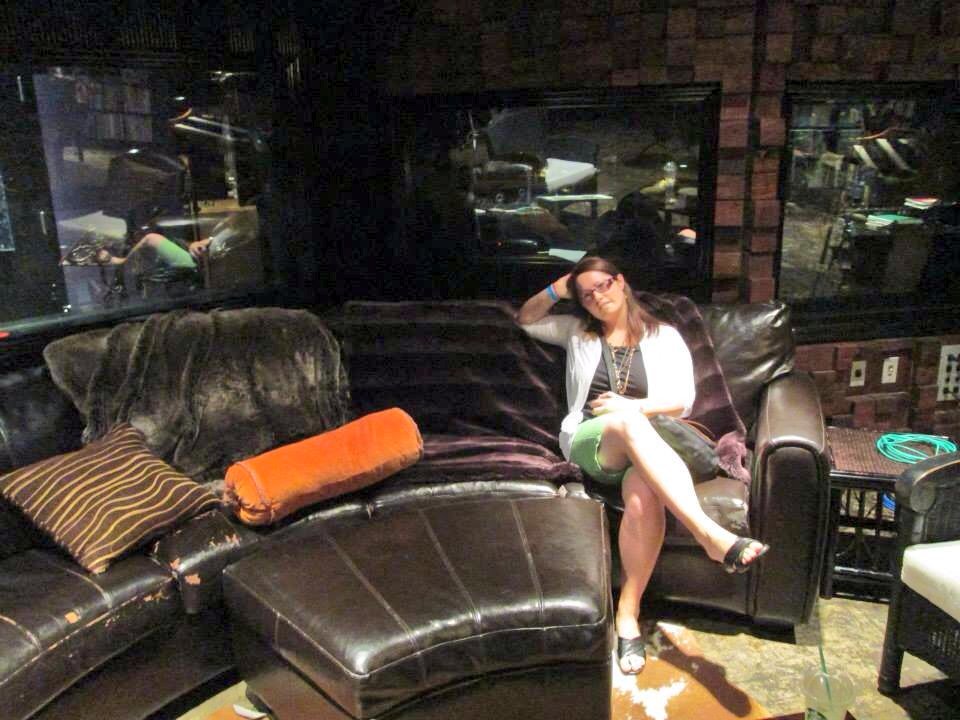 smackutwice's tweet photo. #Throwback to that time I got to check out the recording studio @KatyPerry uses in #SantaBarbara! 😍 #PlaybackStudios https://t.co/ufRRlQ5Qev