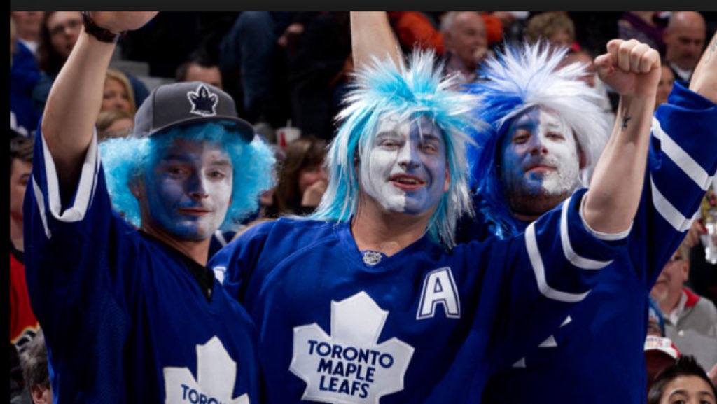 TMLeafsaholics's tweet photo. Suit Up #Leafsaholics ! #BlueOn #BleedBlue #beLEAF https://t.co/TTnzspC8Ft