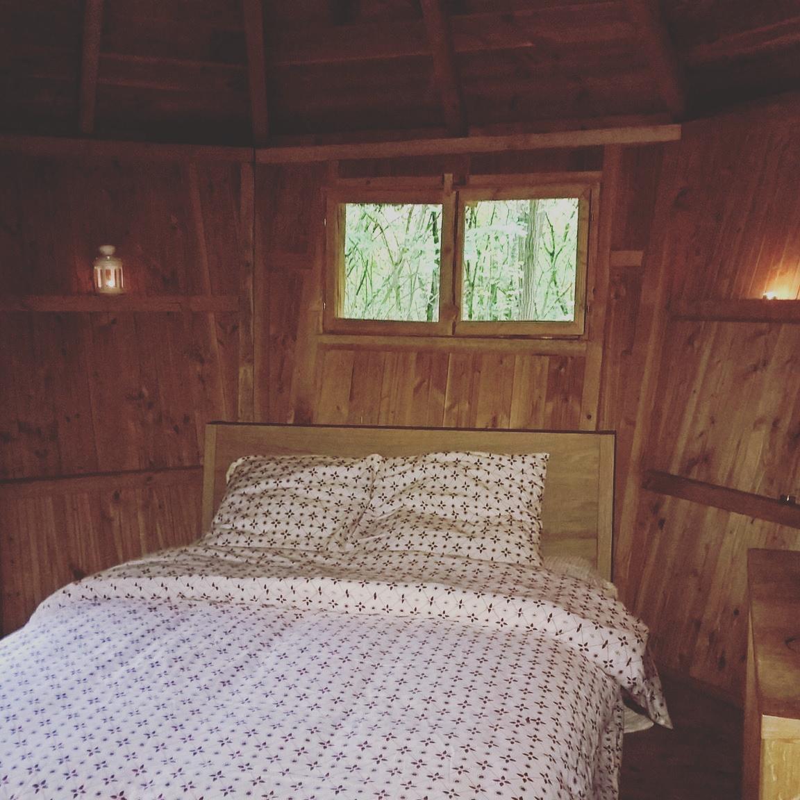CabanesReims's tweet photo. #interieur #cabaneperchee #witrylesreims #reims #charme #romantique https://t.co/ZMbNFIebzx