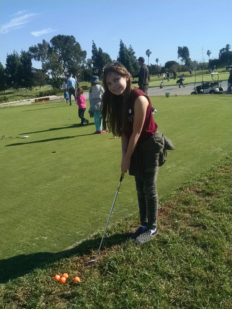 AmoryWatterson's tweet photo. Day 3 of #golf going to be a #golfer #actorslife #amory #amorywatterson #LAlife #green https://t.co/reAXNPJUQO