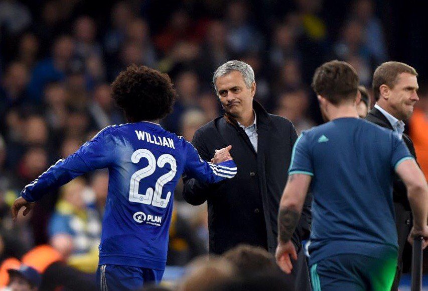 ChelseaFC's tweet photo. Jose Mourinho was delighted with how we responded to a negative moment this evening... https://t.co/9CD4xj5cAv https://t.co/Kh35hl1vFP