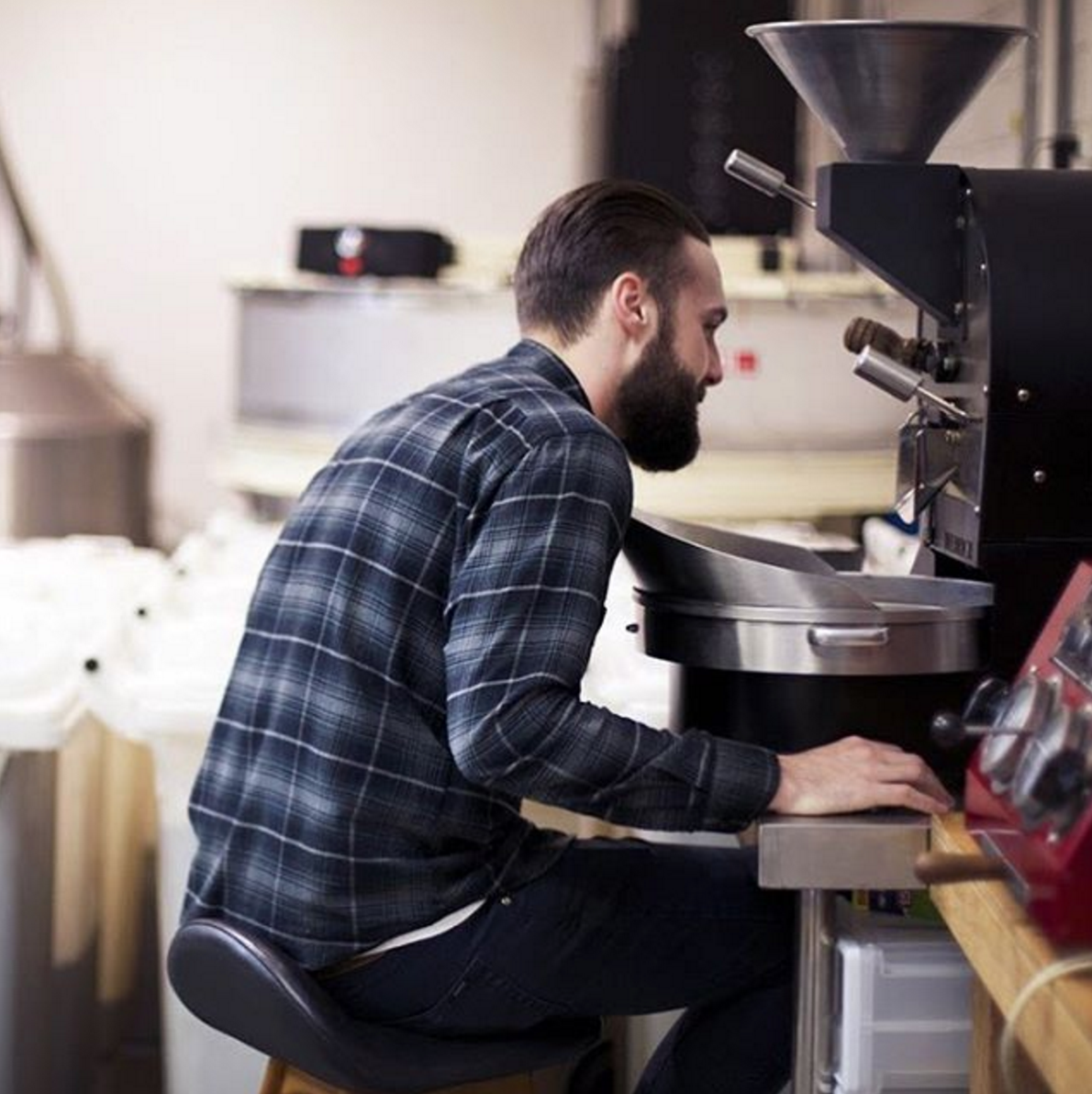 ClarkStCoffee's tweet photo. Focus. Attention. Collaboration. Review. Repeat. #clarkstcoffeeroasters #coffee https://t.co/PAZExJYRqK https://t.co/w0Z3c4LFNL