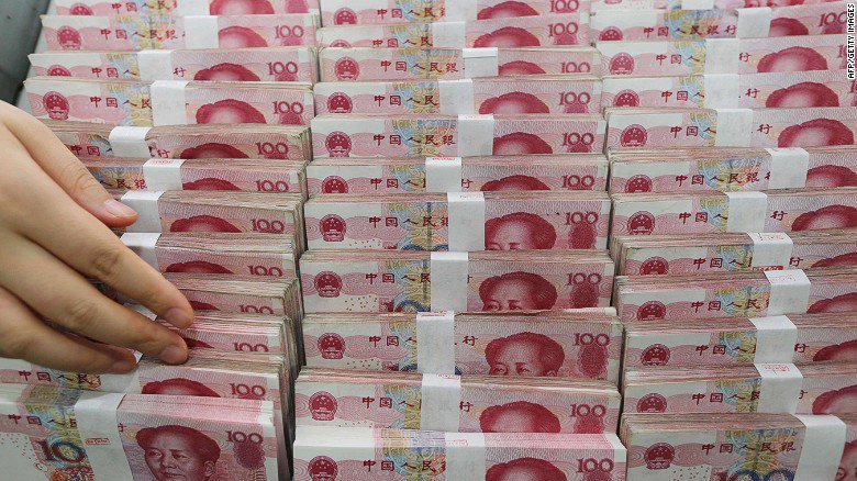 CNNEE's tweet photo. ¿Qué implica inclusión de yuan en cesta de divisas del FMI? Análisis de @xavierserbia y @maurimm #CNNDinero 8pmET https://t.co/yPyHz0YnHH