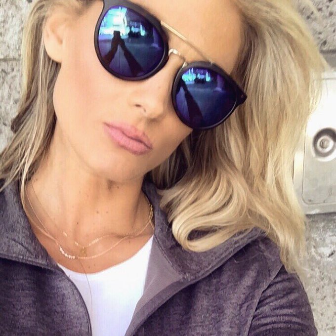 Tell me everything.. https://t.co/4kLN7bgLSM<a href="/tag/tbt"class="tags"><span>#tbt</span></a>