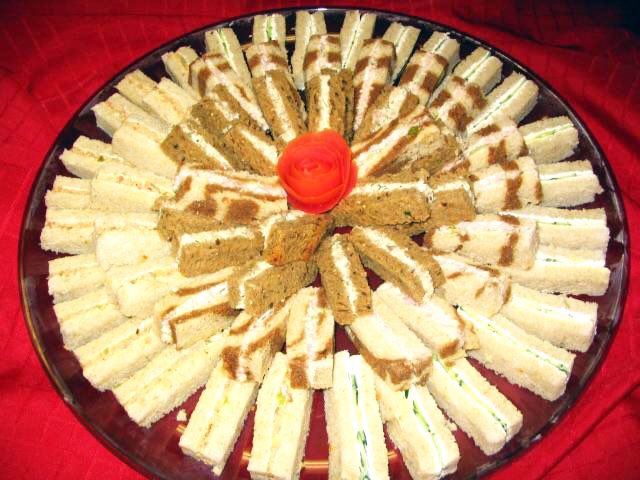 TMehreteab's tweet photo. Beautiful Chado egg salad and English cucumber sandwiches https://t.co/vtzD8OjnuD