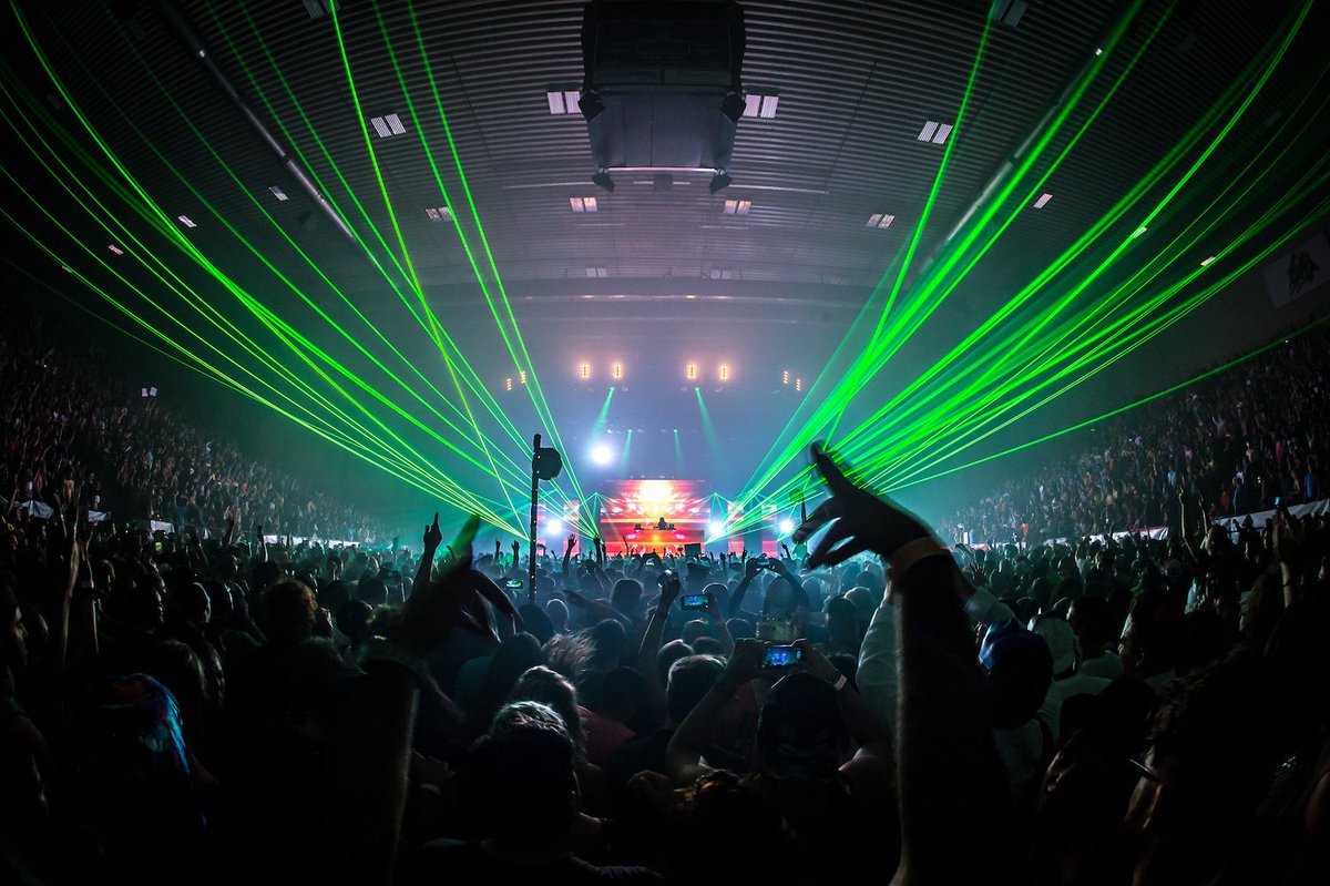 bassnectar's tweet photo. HOLY FACK Halloween blew me away!!! Next up #Basslights, and then #NYE360 🚀 Rally your crews https://t.co/vDI5CMdw8G https://t.co/YmmepyMstt