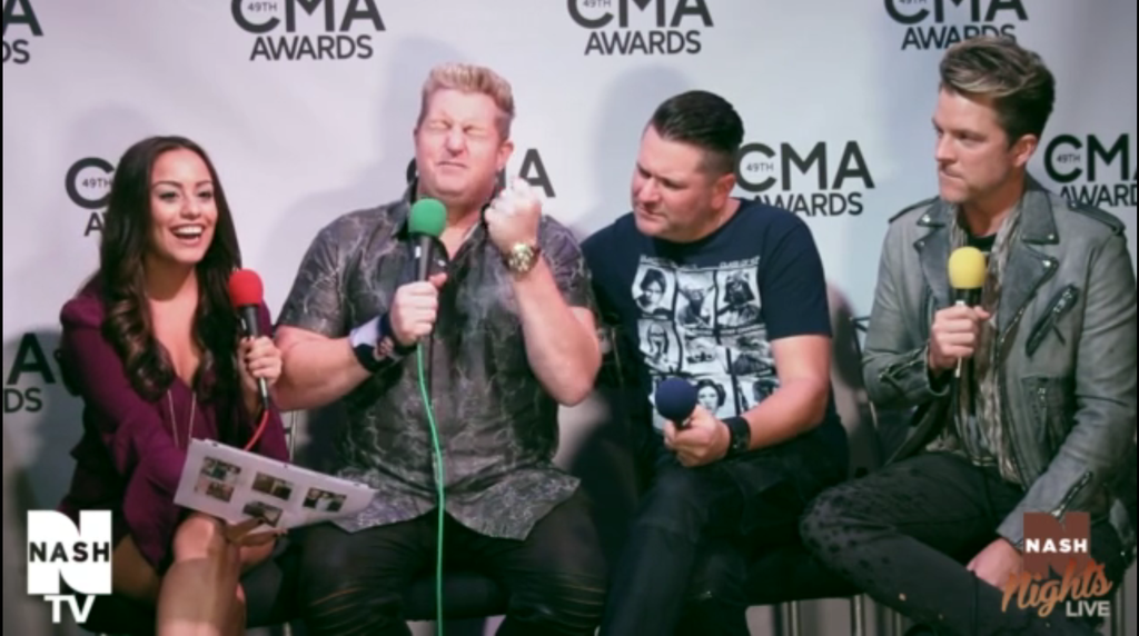 989NashIcon's tweet photo. Which song in #CMAAwards #SongoftheYear would nominees Rascal Flatts choose for karaoke? https://t.co/VXpC2Xts6B https://t.co/vjraL44OH7