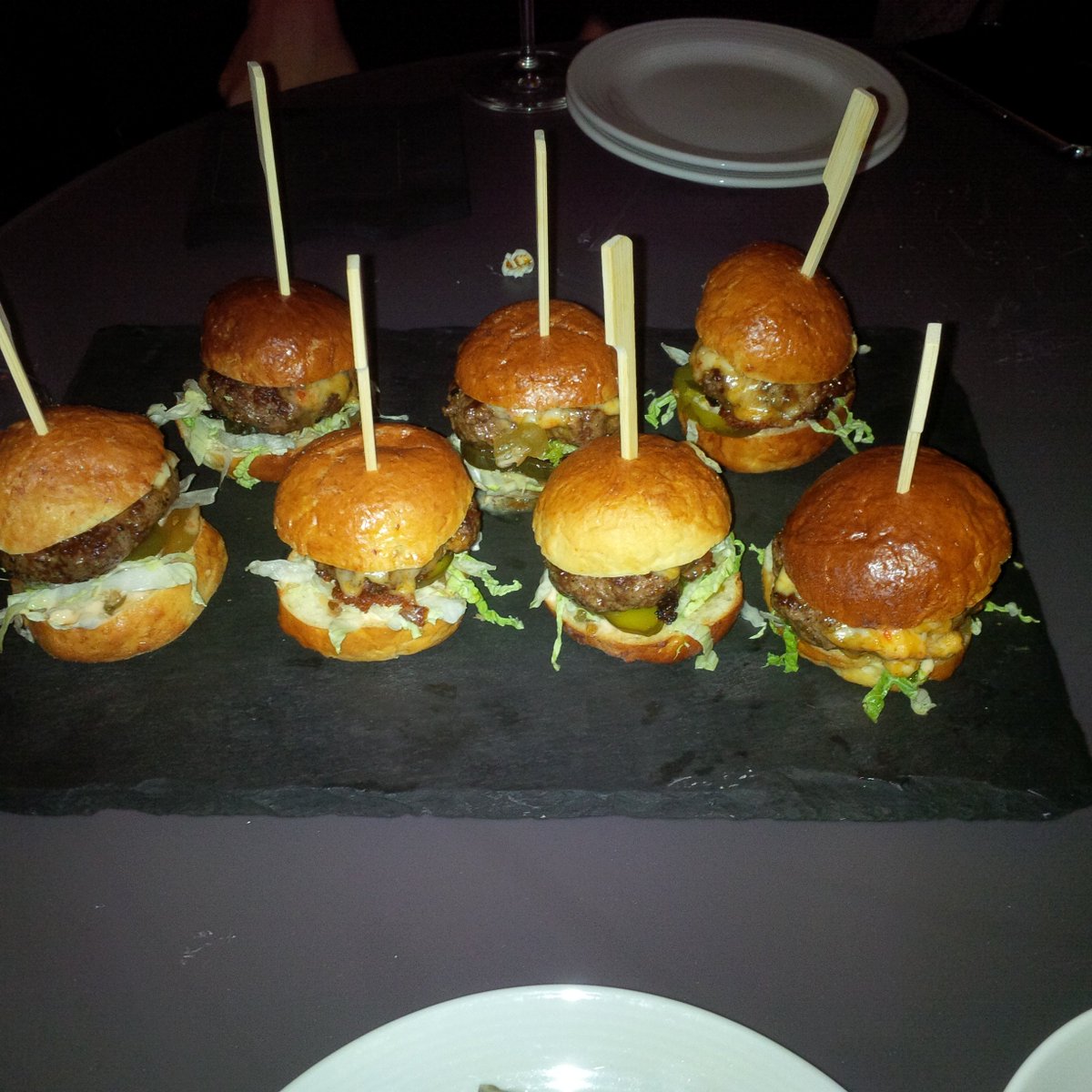 _fashionsavage's tweet photo. Gin cocktails, pork belly, truffle frites and sliders. We love all these fancy treats @thecalvinbar #CalvinAfterWork https://t.co/K8be3TUt9X