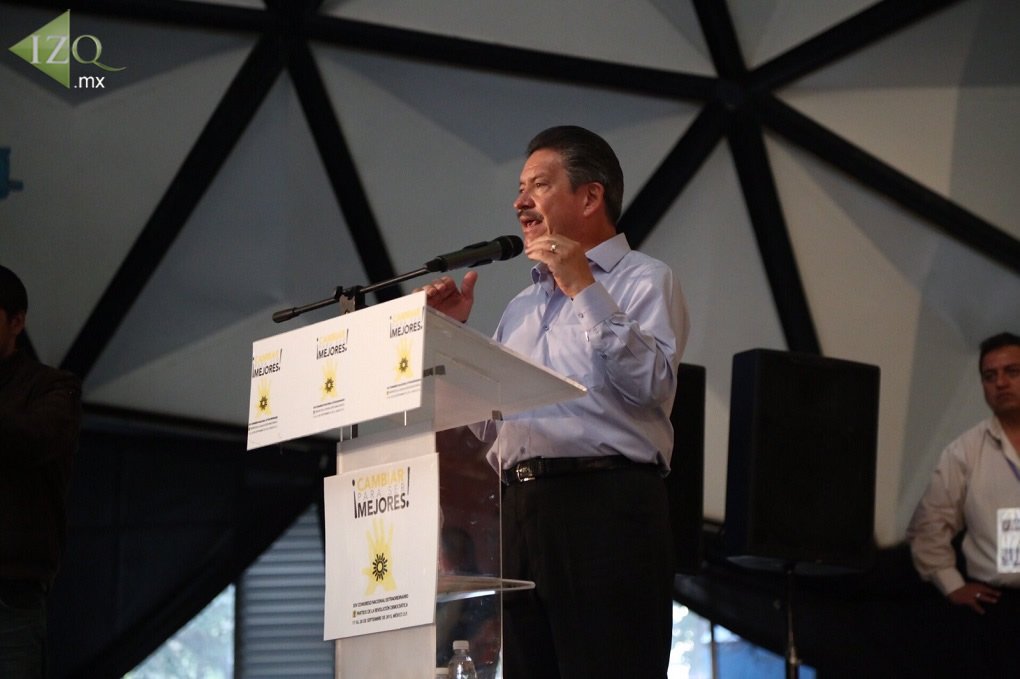 Denuncien o aténganse a consecuencias: PRD a sus alcaldes bit.ly/DenuncAm