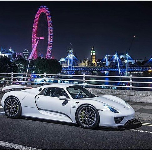 OnlyCarrera's tweet photo. #porsche918spyder #porsche918 #porschespyder #porsche #918spyder #918 #spyder #speedcar #stylecar #exoticcar #fastc… https://t.co/FhEmRqYH0i
