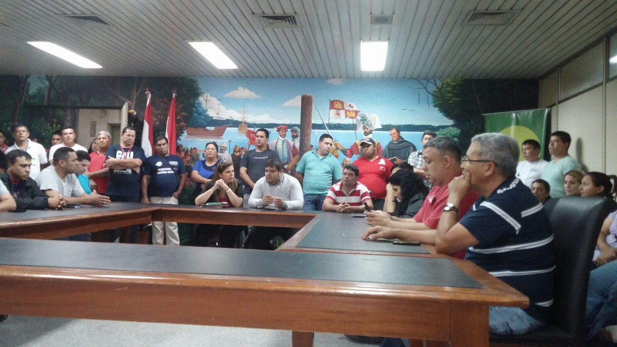 SitramaL's tweet photo. Manifestación por el reajuste salarial y mesa de trabajo de la PMT https://t.co/zDyrYNRhmX