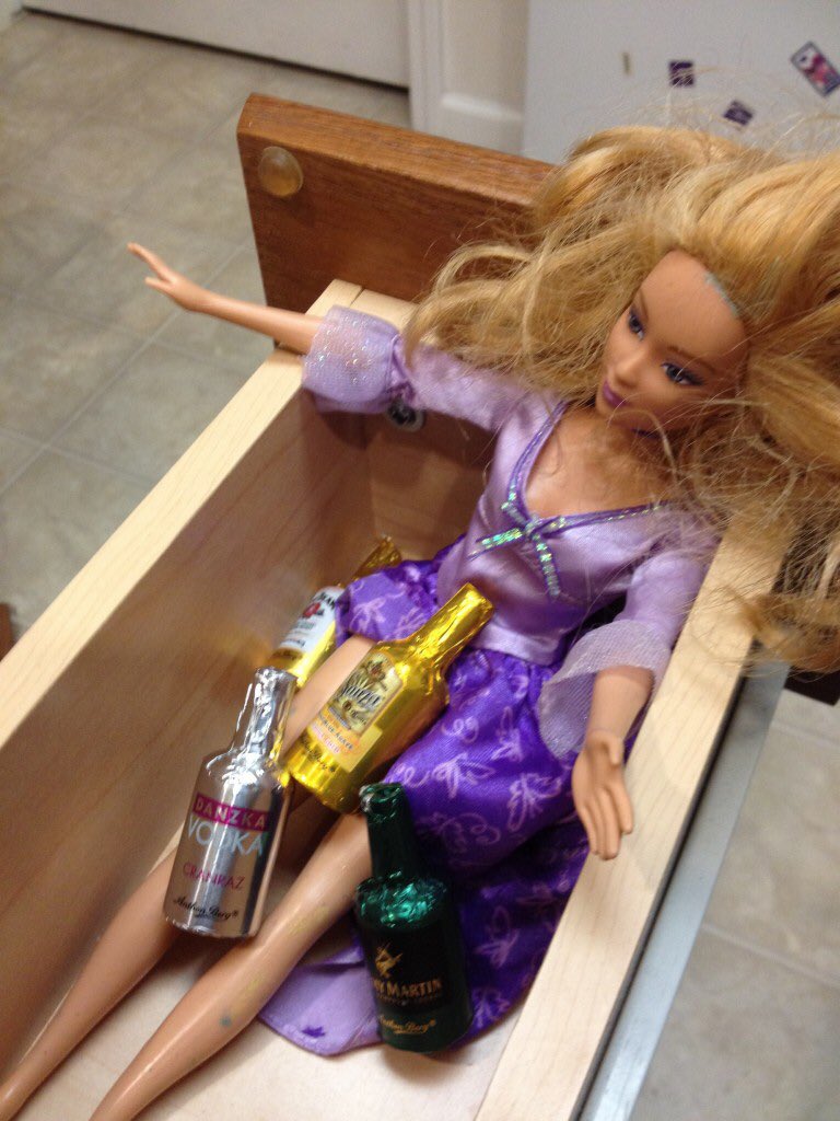 Elf on a shelf? More like whore in a drawer