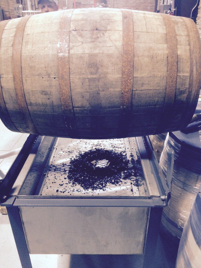 WTDistillery's tweet image. Dumping 1 1/2 YO batch of Harvest Rum, be on the lookout for the new 750ml #kyproud #onlykygrownrum