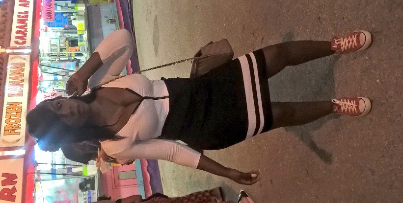 boshika_sweets's tweet photo. At The Fair Like 😉 https://t.co/3syNnh4KLy