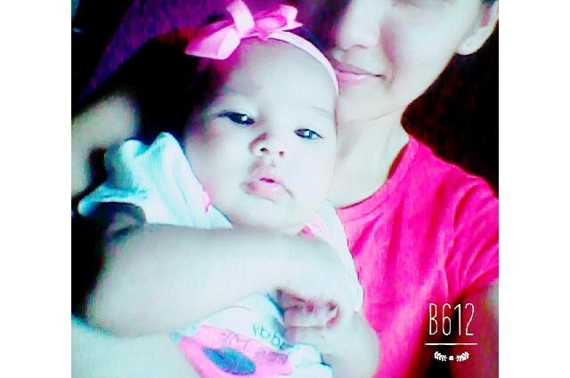 nadia_1391's tweet photo. Enamorada #mumuy #mimuy #mipreciosaprincesa #misobri https://t.co/R1Xk5kN0y8
