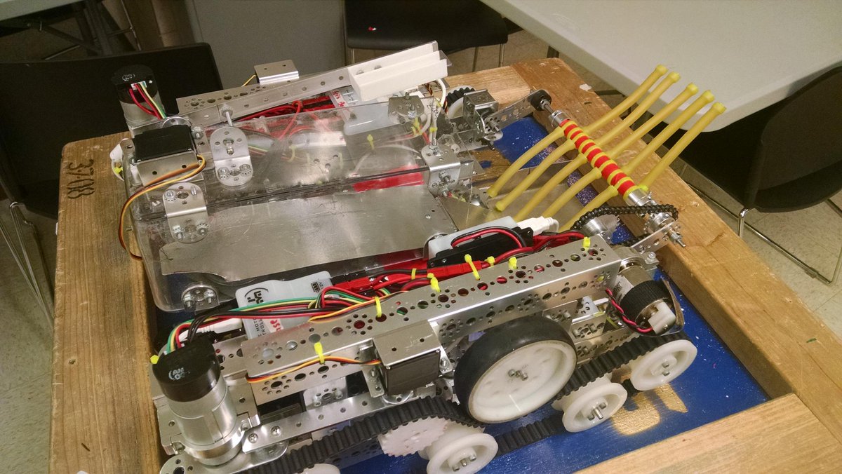 3708Optimus's tweet photo. Our robot is done for scrimmage this Saturday....minus testing. 2 days to test should be enough time!?!?! https://t.co/BEXQxK2Gpk