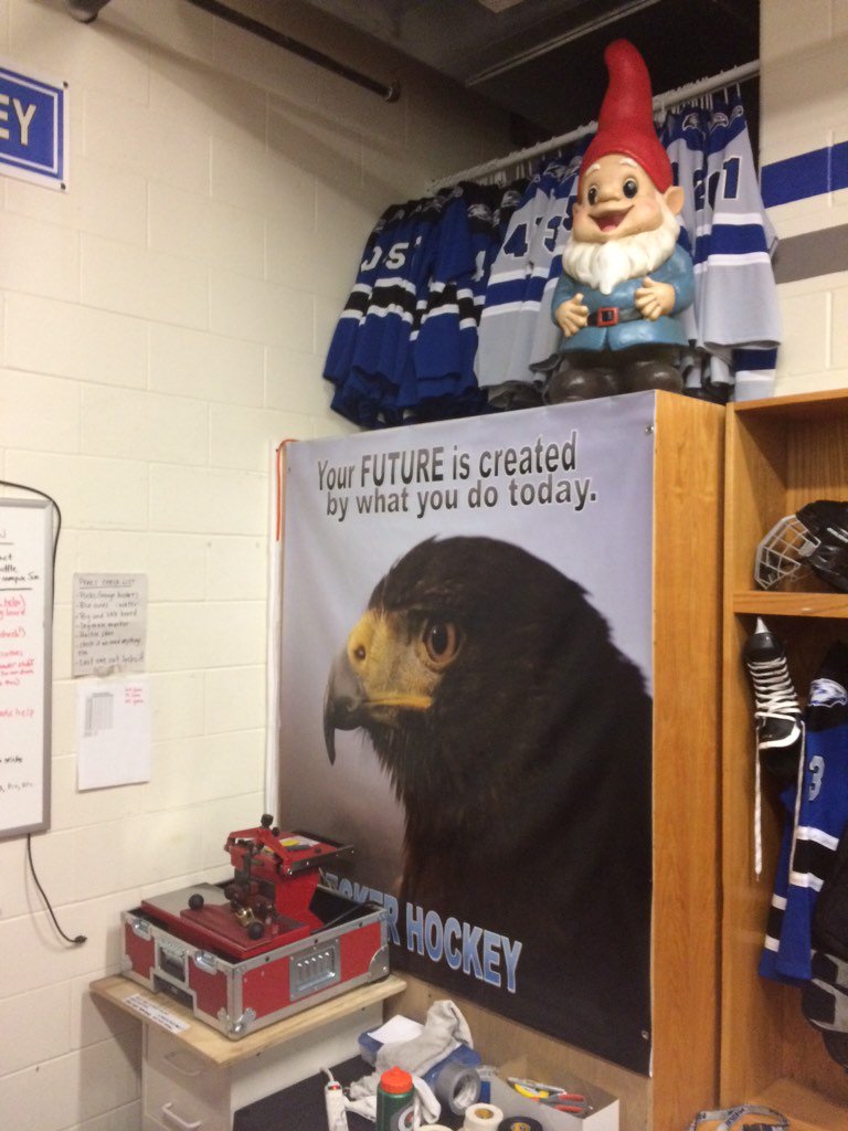 BeckerWIH's tweet photo. Look who joined us for the day! #dudly #gnome https://t.co/wlBmnJsKiF