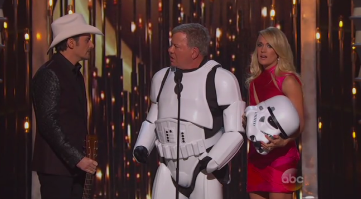 EW's tweet photo. How'd you end up in there @WilliamShatner? #CMAawards #StarWars #StarTrek https://t.co/LfoBSmhPlo