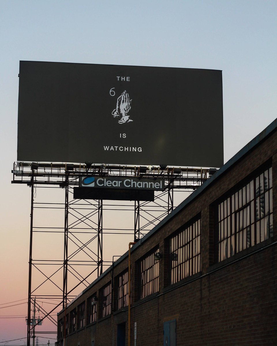 .<a href="/Drake/">Drizzy</a> is up to something.
thefader.com/2015/11/04/wha…