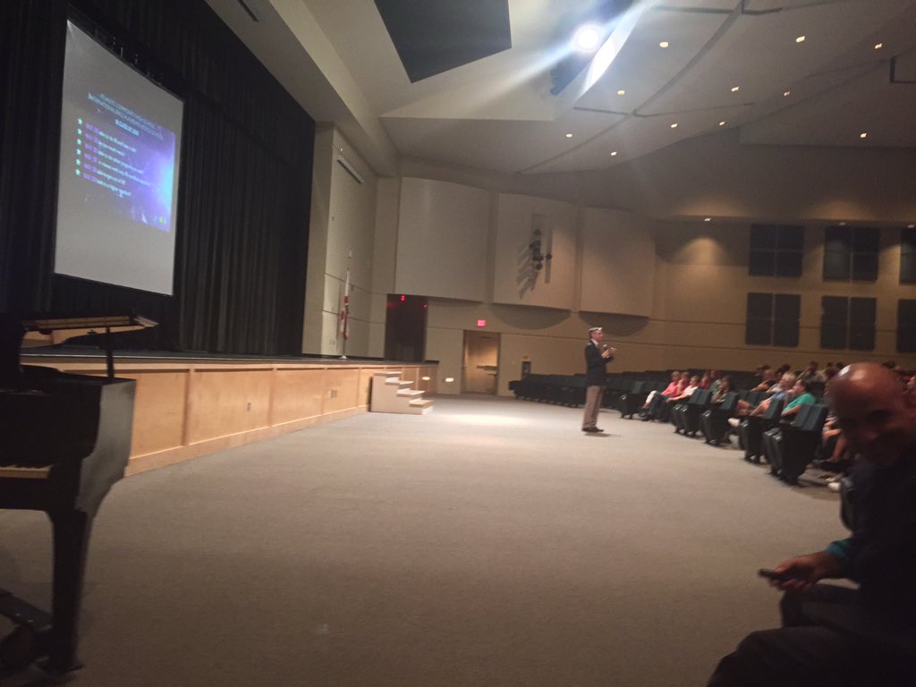 ATL_Eagles's tweet photo. Great turnout for our IB Open House! Great job to our staff and  talented IB Asst Principal Mr Youngman#atlproud https://t.co/YQhw5q6Gd0