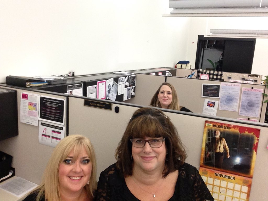 BlingsterB01's tweet photo. #thebestpeers at #TheBestPlaceToWork What a great day...Holiday is here! #cccisthesecret https://t.co/3cqCFAdlu0