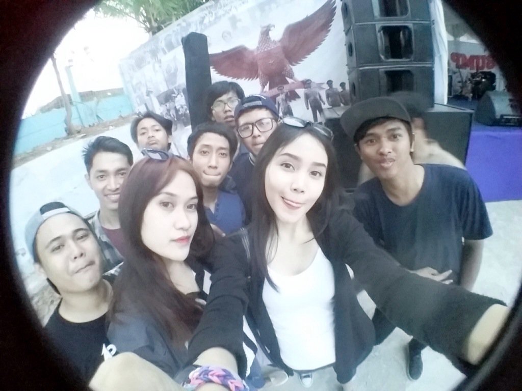 AagusGunawan's tweet photo. Tunjuk Tangan https://t.co/IbtRSqDH8M