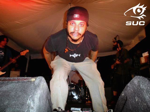 SucColectivo's tweet photo. Zatira desde #Cagua Sacudió los sentidos en el Pre Festival Otro Beta Santa Cruz 2015 https://t.co/MR7n30bKrL