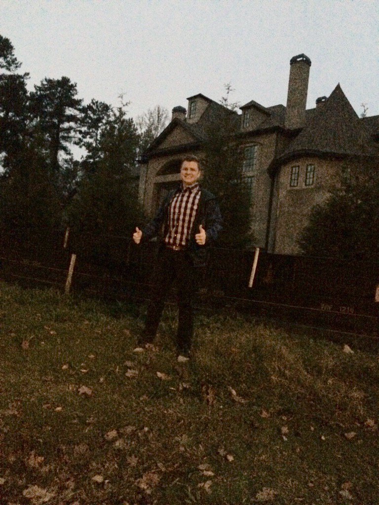 GetYourPhilip's tweet photo. @IamSheree I stopped by your house earlier! #lifegoals #chateausheree #RHOA #atlanta https://t.co/LMDcu98X0M