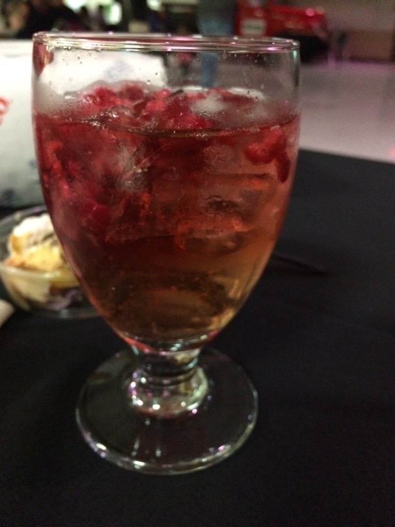 TriciaHunter7's tweet photo. @lmmcclus #sangriatogo https://t.co/qjenm2RPPX
